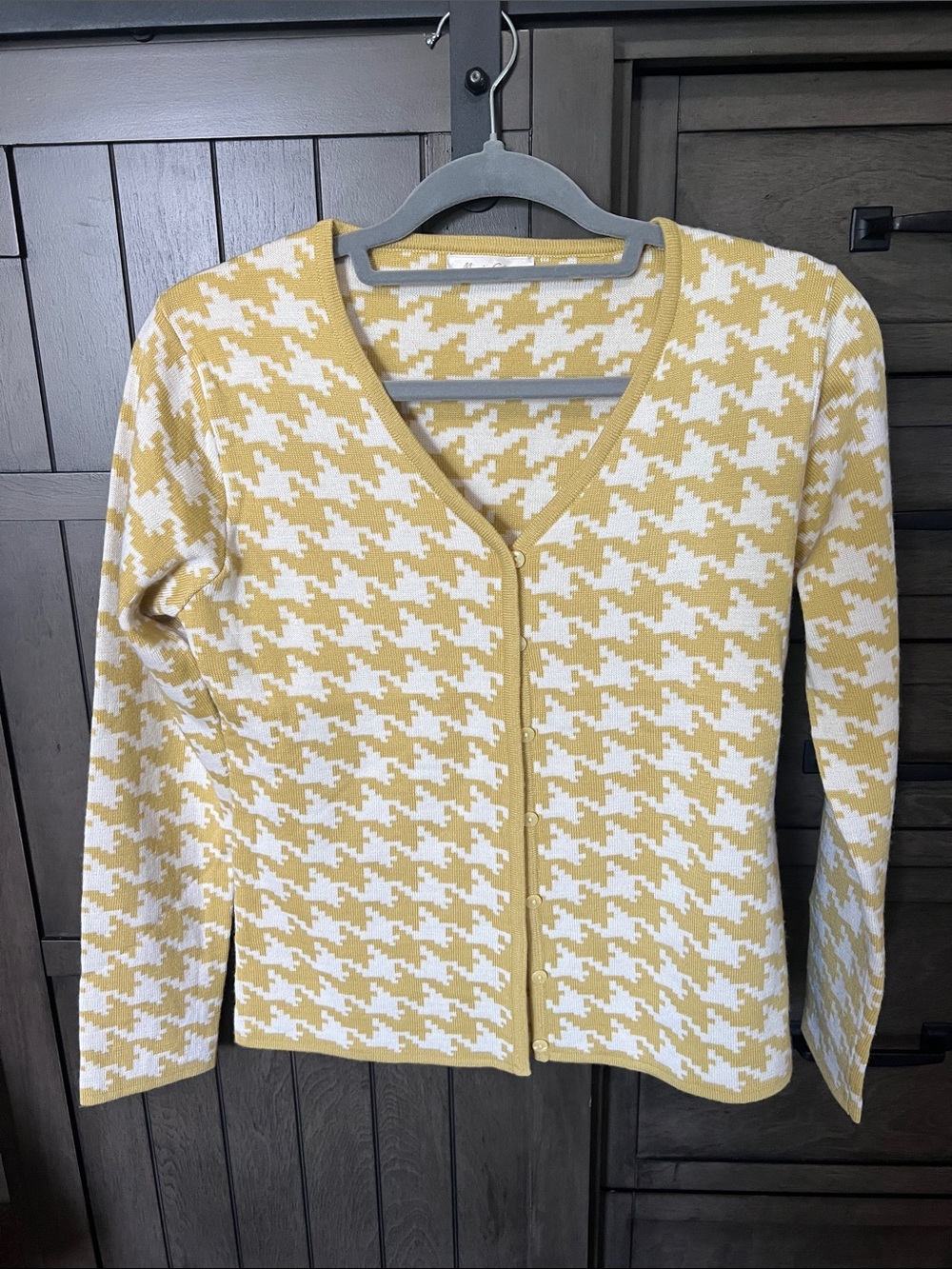 Marie Claire Women’s Yellow & White Houndstooth V-Neck Cardigan Sweater